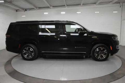 More photos of 2023 Jeep Wagoneer L Series III at Trevinos Auto Mart, TX