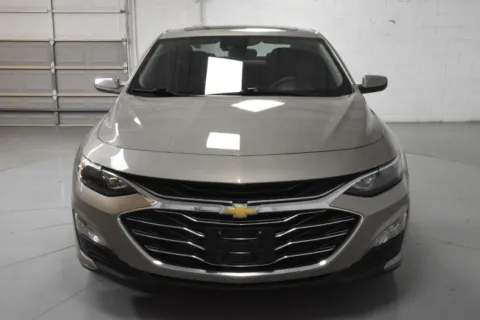 More photos of 2023 Chevrolet Malibu LT at Trevinos Auto Mart, TX
