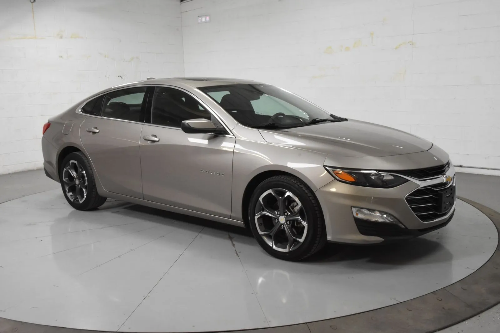Gray 2023 Chevrolet Malibu LT for sale in McAllen, TX