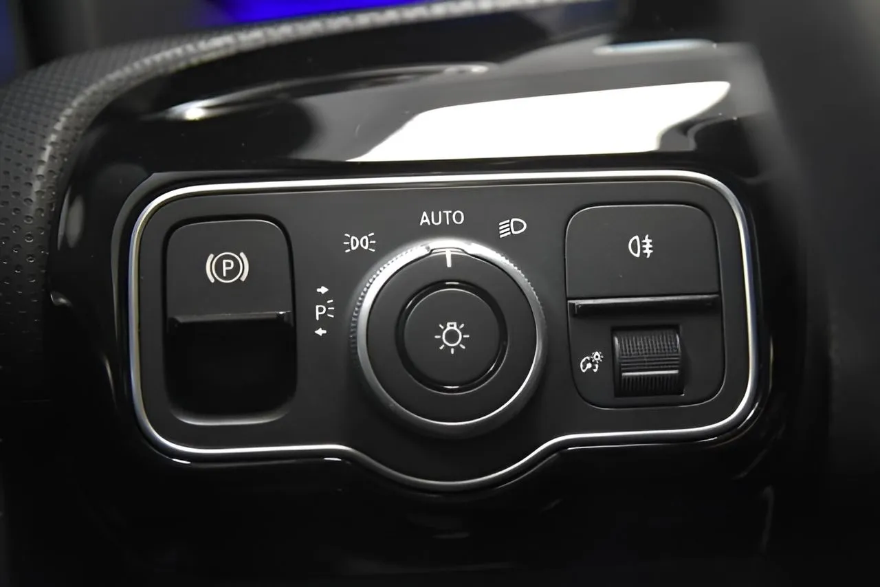 2025 Mercedes-Benz CLA CLA 250 - Photo 23