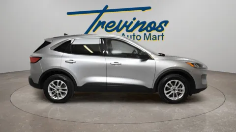 More photos of 2022 Ford Escape SE at Trevinos Auto Mart, TX