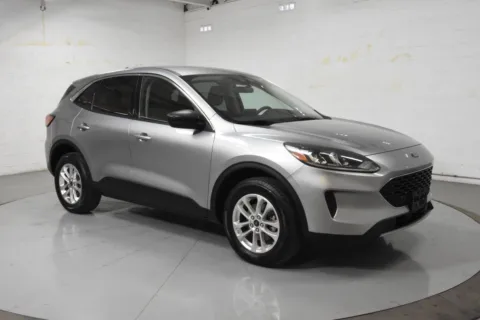 Silver 2022 Ford Escape SE for sale in McAllen, TX