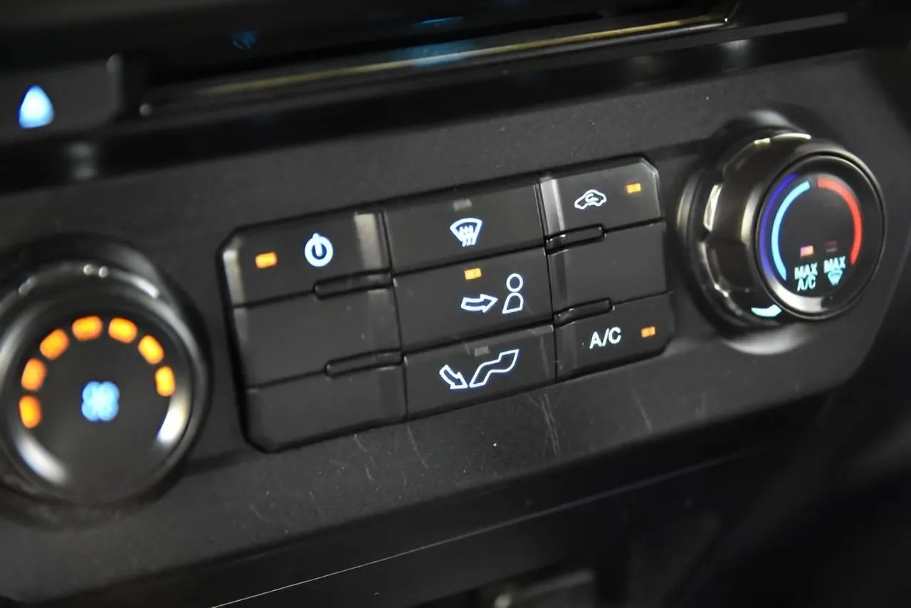 2018 Ford F-150 XLT - Photo 29