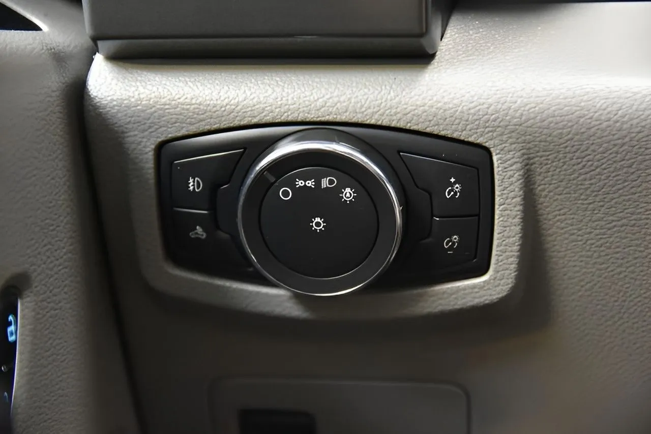 2018 Ford F-150 XLT - Photo 23