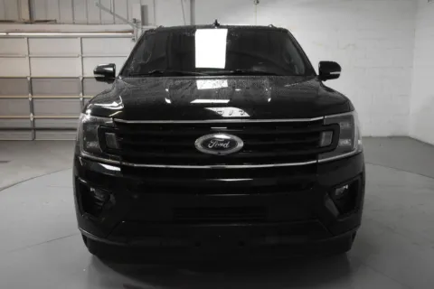 More photos of 2021 Ford Expedition Limited at Trevinos Auto Mart, TX