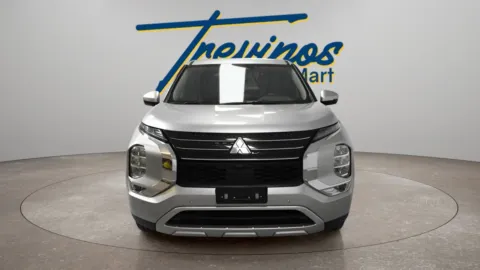 More photos of 2024 Mitsubishi Outlander SE at Trevinos Auto Mart, TX