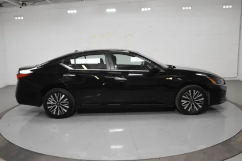 More photos of 2024 Nissan Altima 2.5 SV at Trevinos Auto Mart, TX
