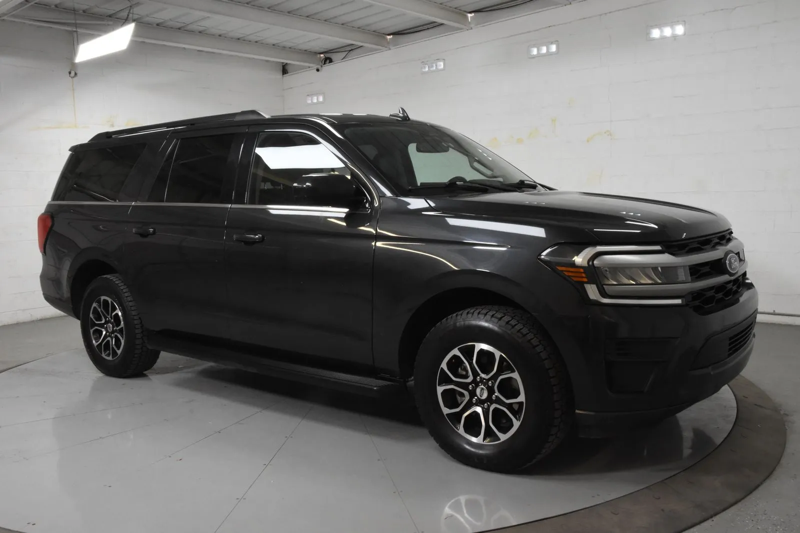 2024 Ford Expedition XLT MAX's photo