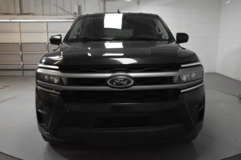 More photos of 2024 Ford Expedition Max XLT at Trevinos Auto Mart, TX