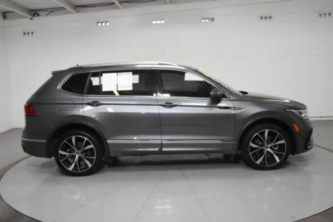More photos of 2022 Volkswagen Tiguan 2.0T SEL R-Line at Trevinos Auto Mart, TX