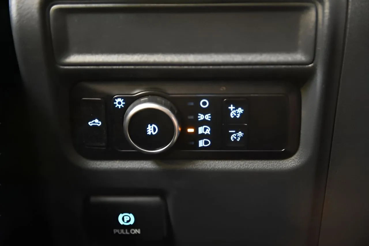 2023 Ford F-150 XL - Photo 23