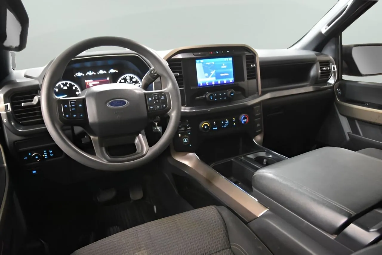 2023 Ford F-150 XL - Photo 31