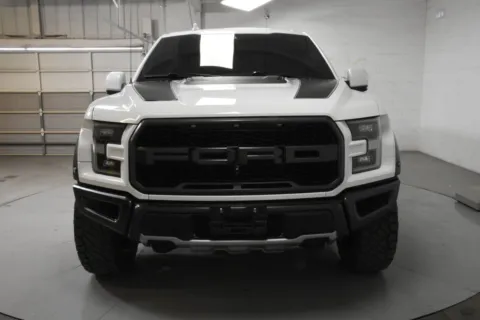 More photos of 2020 Ford F-150 Raptor at Trevinos Auto Mart, TX