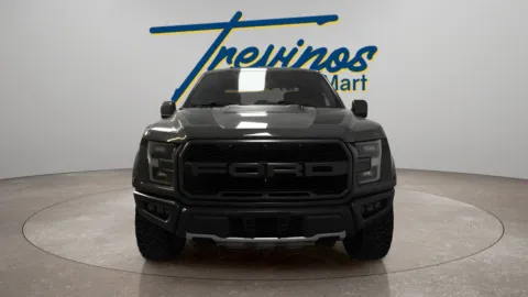 More photos of 2018 Ford F-150 Raptor at Trevinos Auto Mart, TX