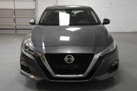 More photos of 2022 Nissan Altima 2.5 SV at Trevinos Auto Mart, TX