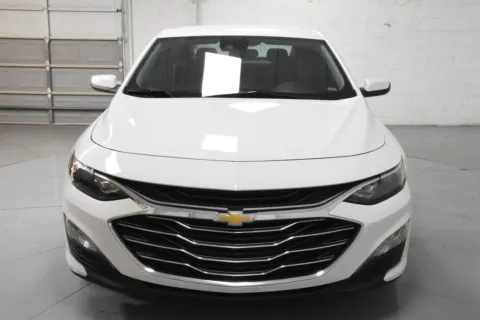 More photos of 2024 Chevrolet Malibu LT at Trevinos Auto Mart, TX