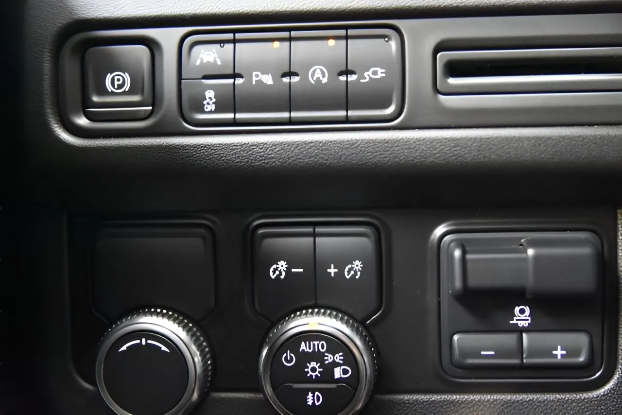 GMC Yukon XL photo 23