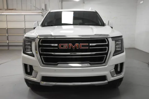 More photos of 2021 GMC Yukon XL SLT at Trevinos Auto Mart, TX