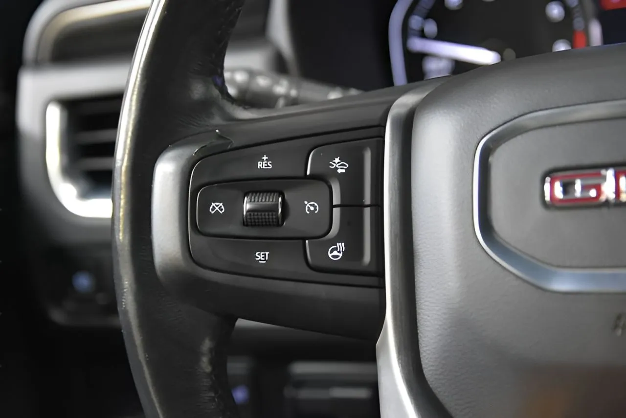 GMC Yukon XL photo 20