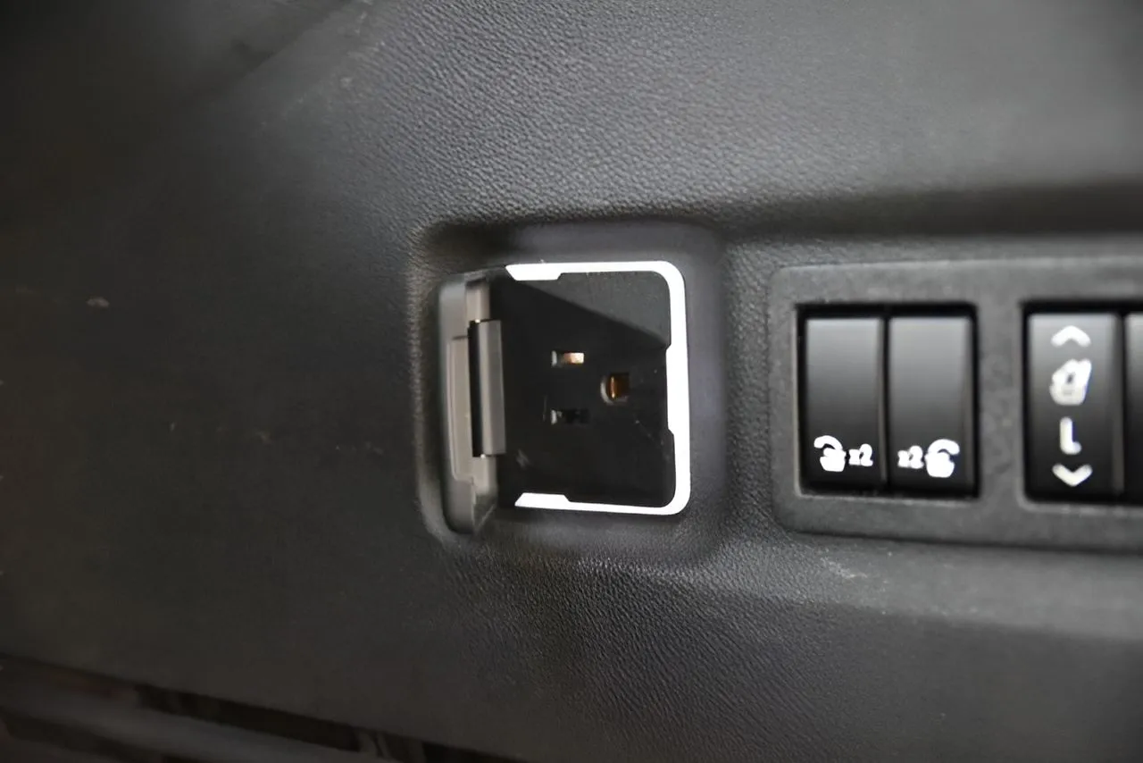 GMC Yukon XL photo 47
