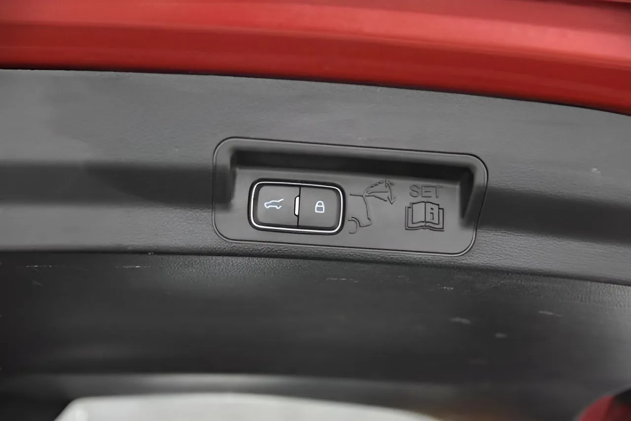 Ford Explorer photo 42