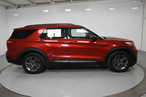 More photos of 2021 Ford Explorer XLT at Trevinos Auto Mart, TX