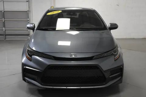 More photos of 2021 Toyota Corolla SE at Trevinos Auto Mart, TX