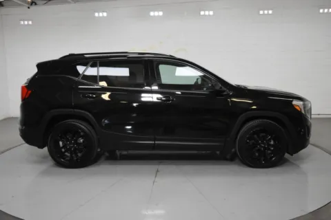More photos of 2021 GMC Terrain SLE at Trevinos Auto Mart, TX