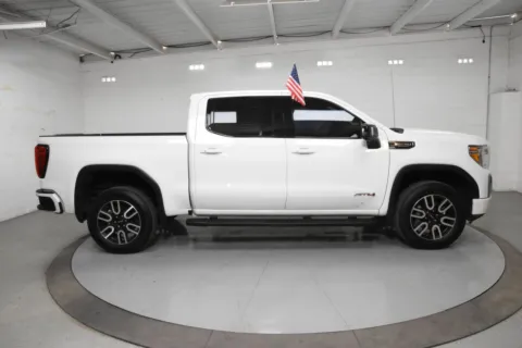 More photos of 2020 GMC Sierra 1500 AT4 at Trevinos Auto Mart, TX