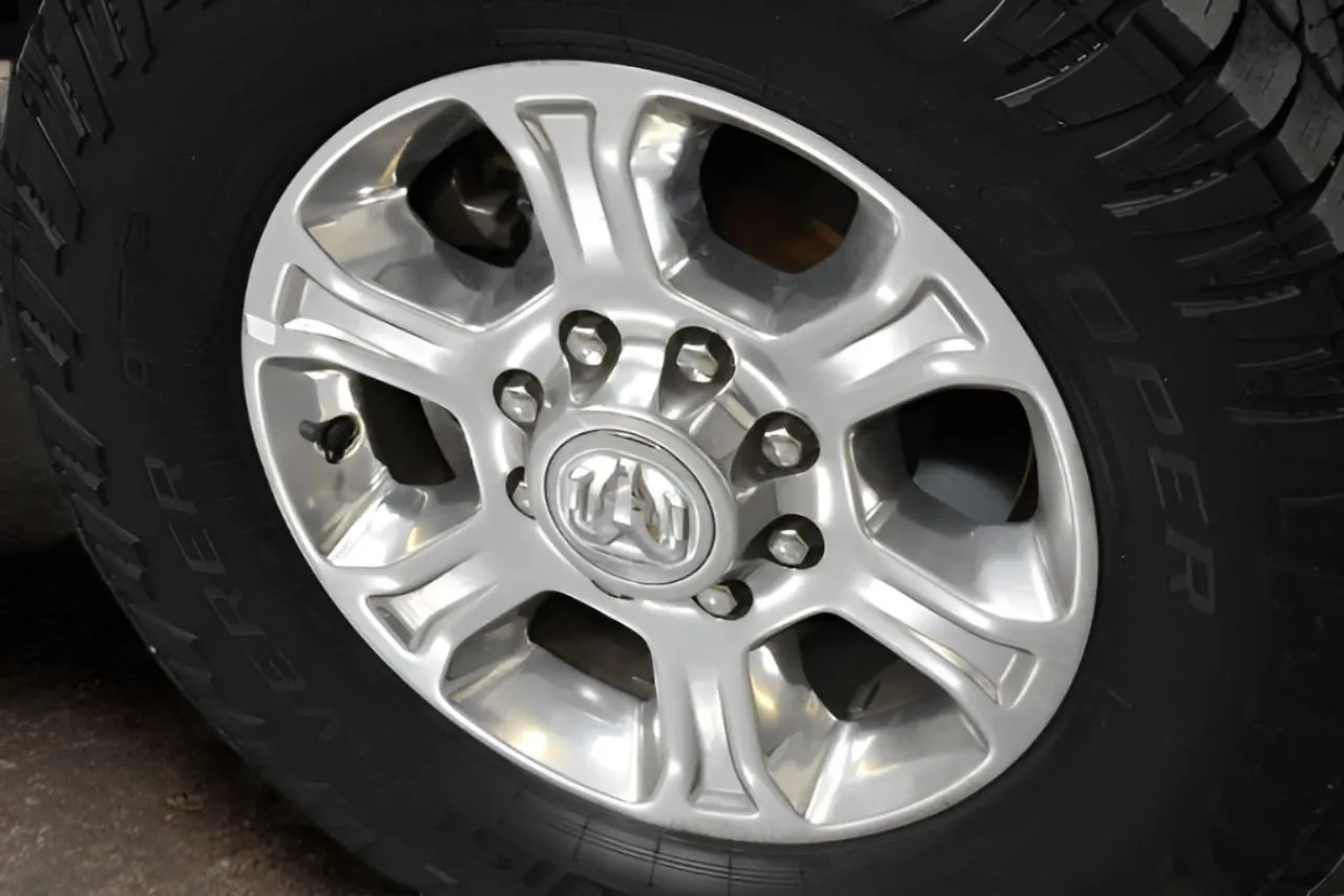 Ram 2500 photo 6
