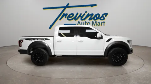 More photos of 2020 Ford F-150 Raptor at Trevinos Auto Mart, TX