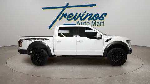 More photos of 2020 Ford F-150 Raptor at Trevinos Auto Mart, TX