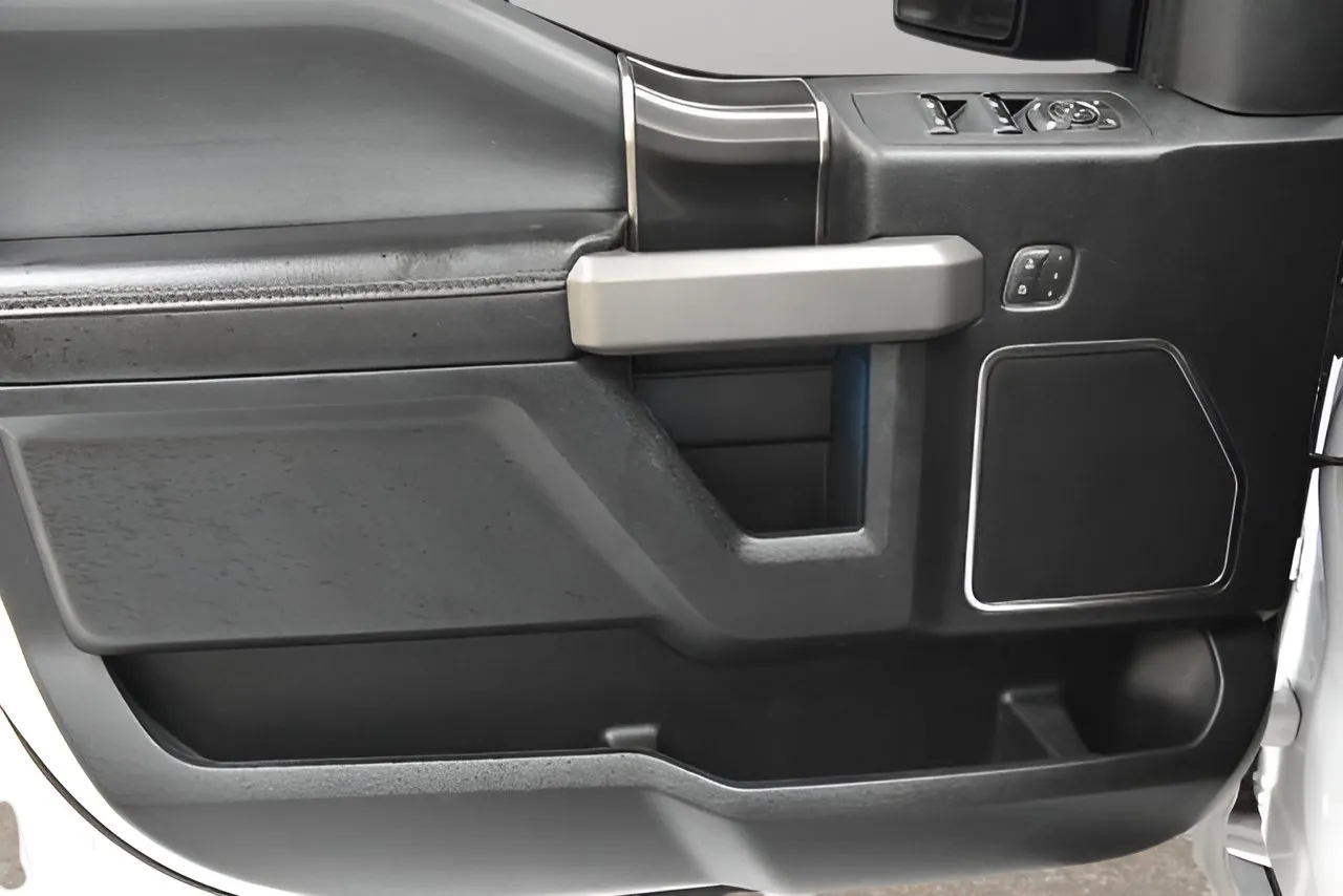 Ford F-150 photo 14