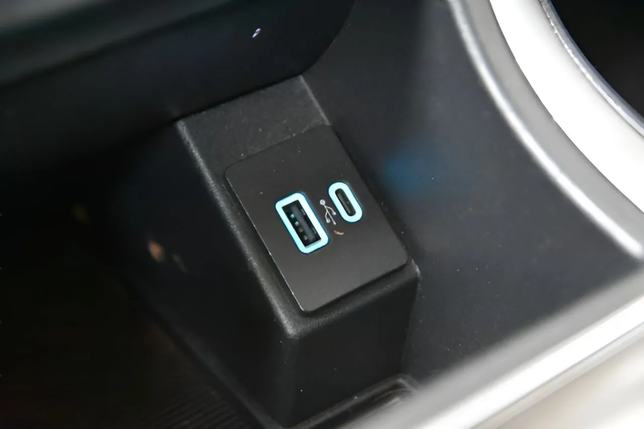 Ford Edge photo 29