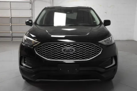 More photos of 2024 Ford Edge SEL at Trevinos Auto Mart, TX