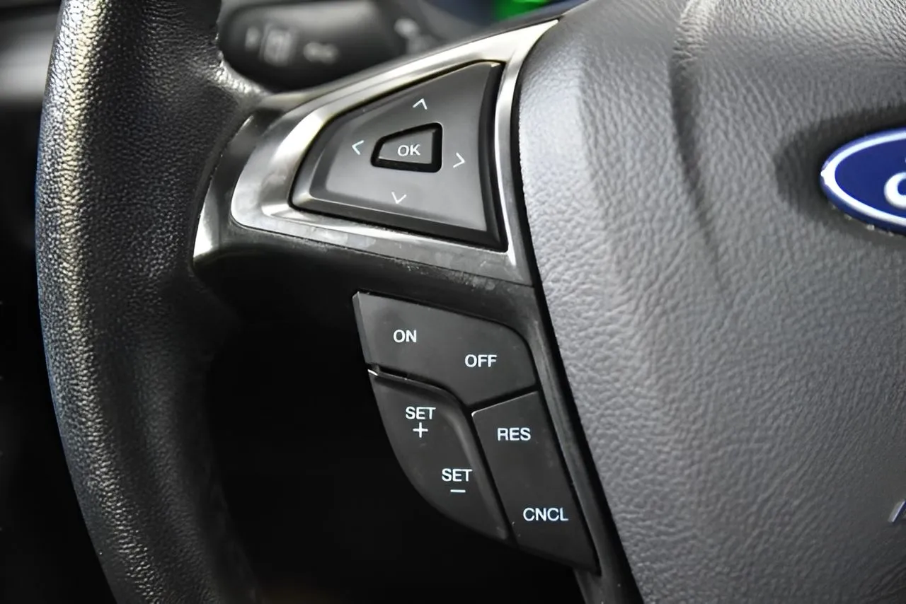 Ford Edge photo 19
