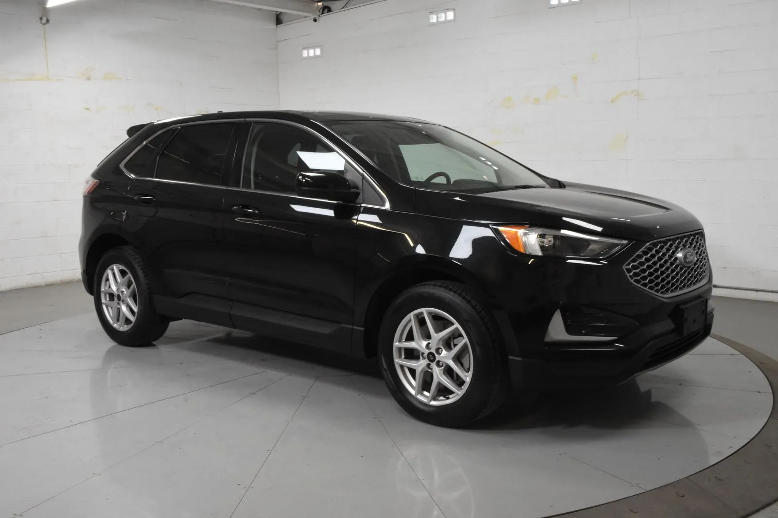 Black 2024 Ford Edge SEL for sale in McAllen, TX