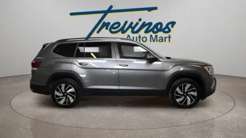 More photos of 2024 Volkswagen Atlas 2.0T SE w/Technology at Trevinos Auto Mart, TX