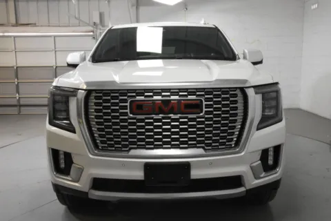 More photos of 2021 GMC Yukon Denali at Trevinos Auto Mart, TX