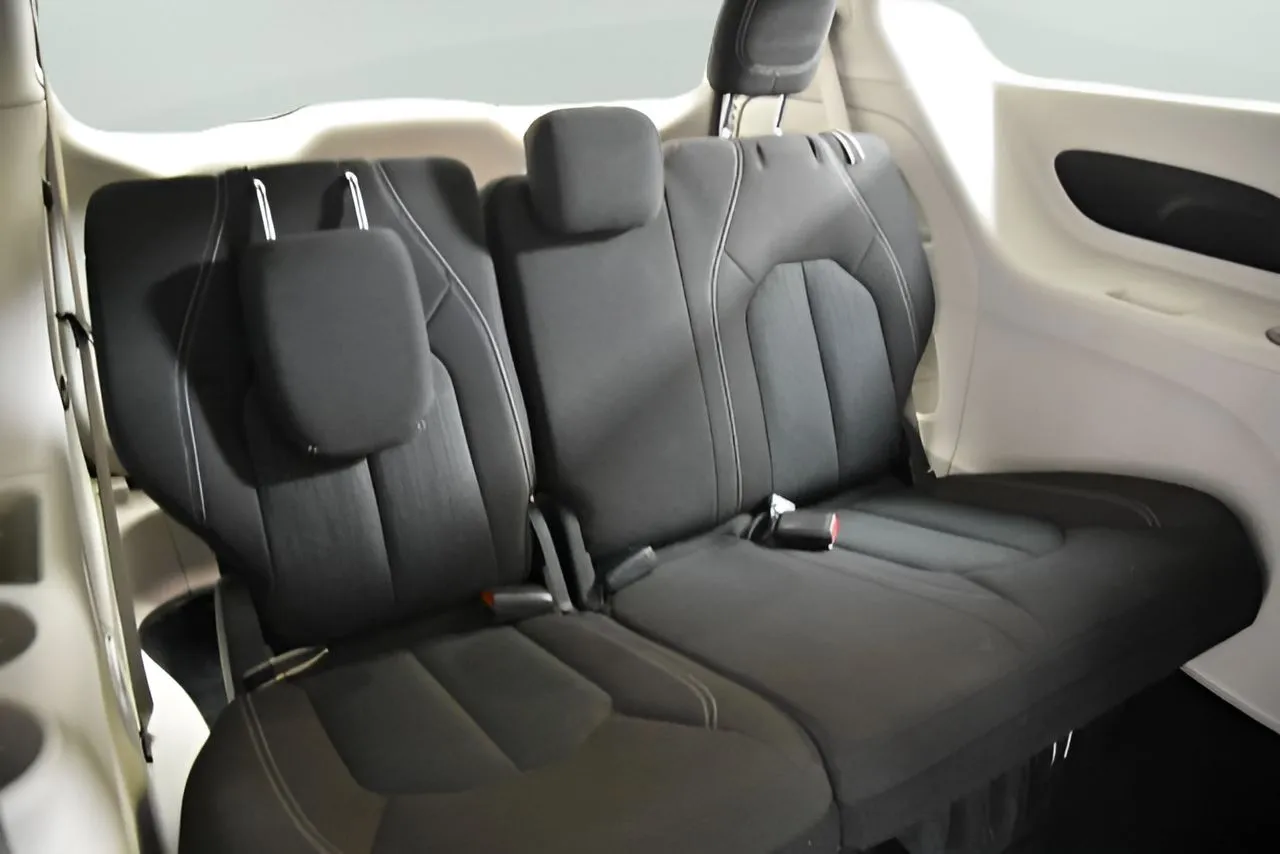 Chrysler Voyager photo 34