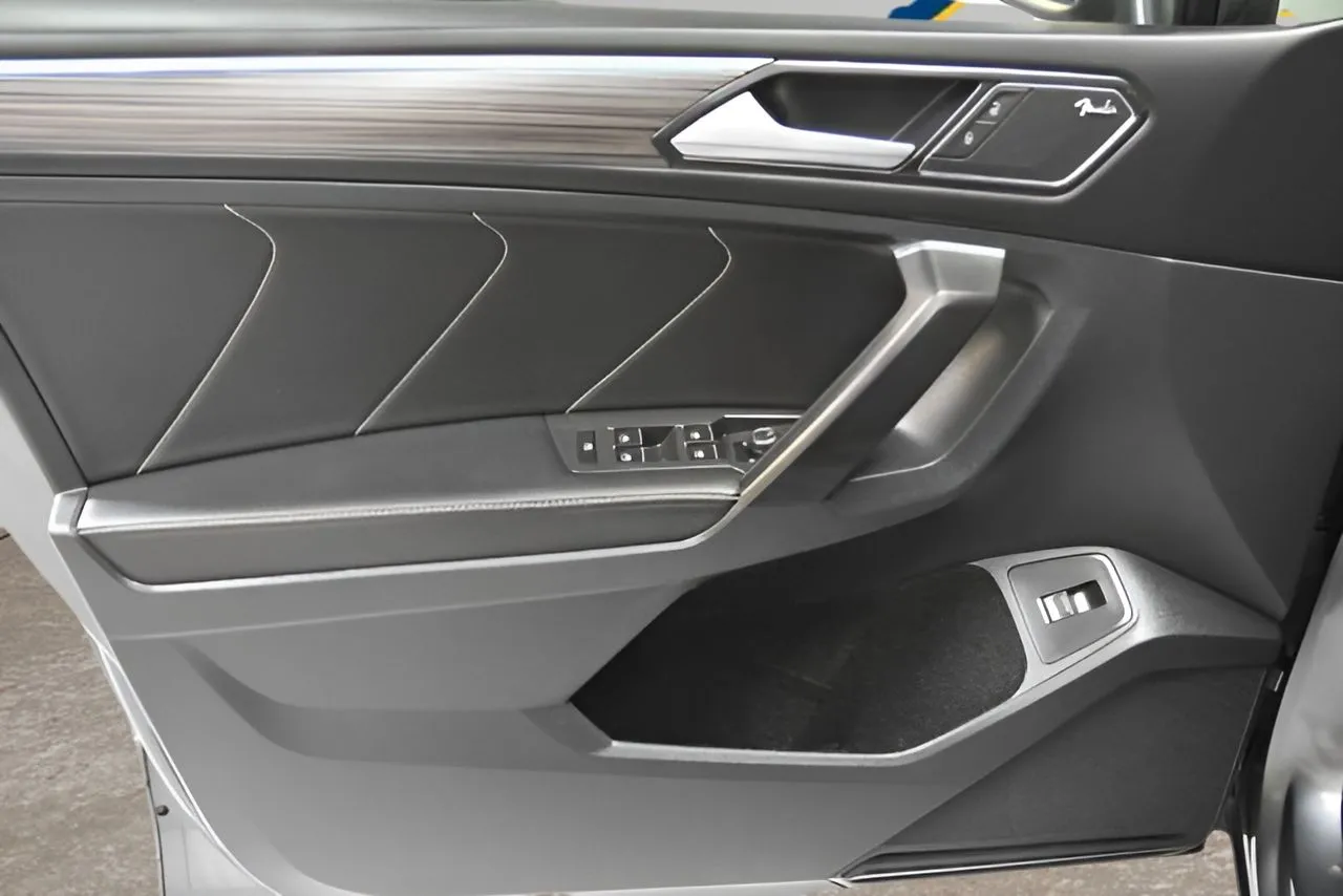 Volkswagen Tiguan photo 12
