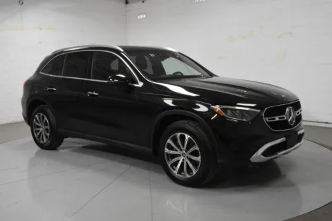 Black 2024 Mercedes-Benz GLC 300 for sale in McAllen, TX