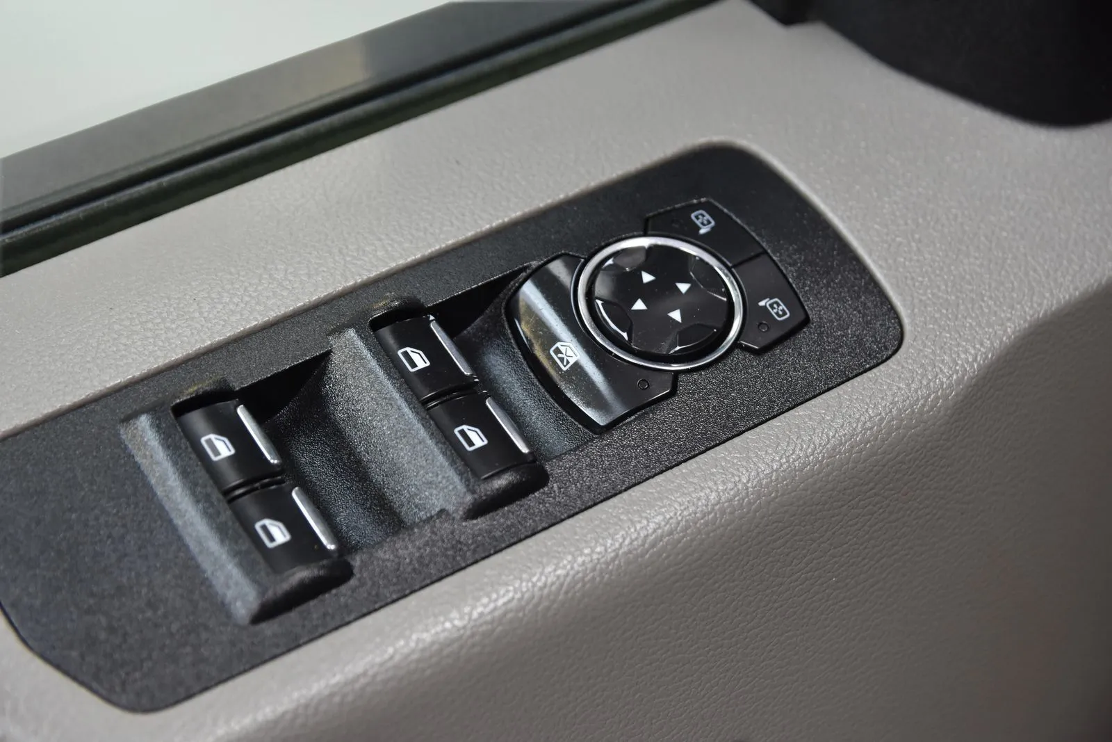 Ford F-150 photo 16
