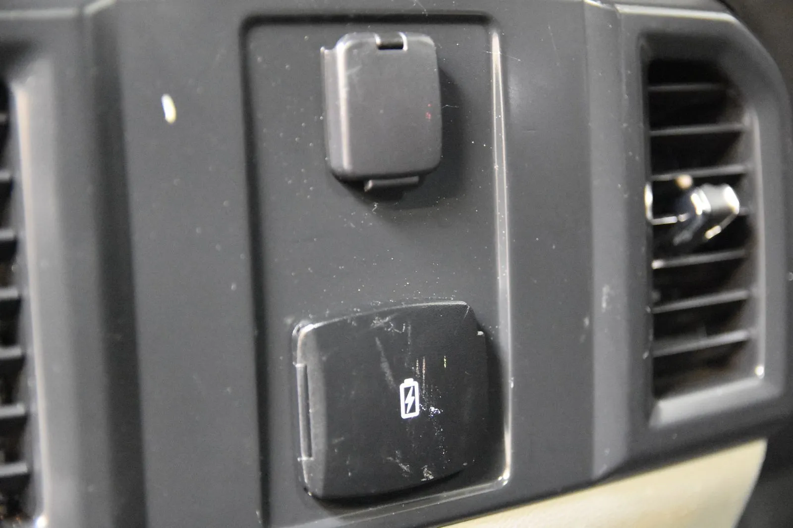 Ford F-150 photo 29