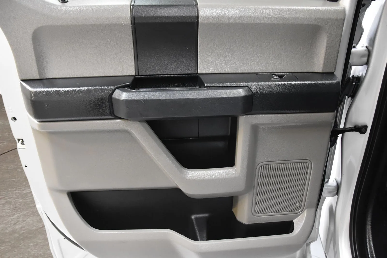 Ford F-150 photo 12