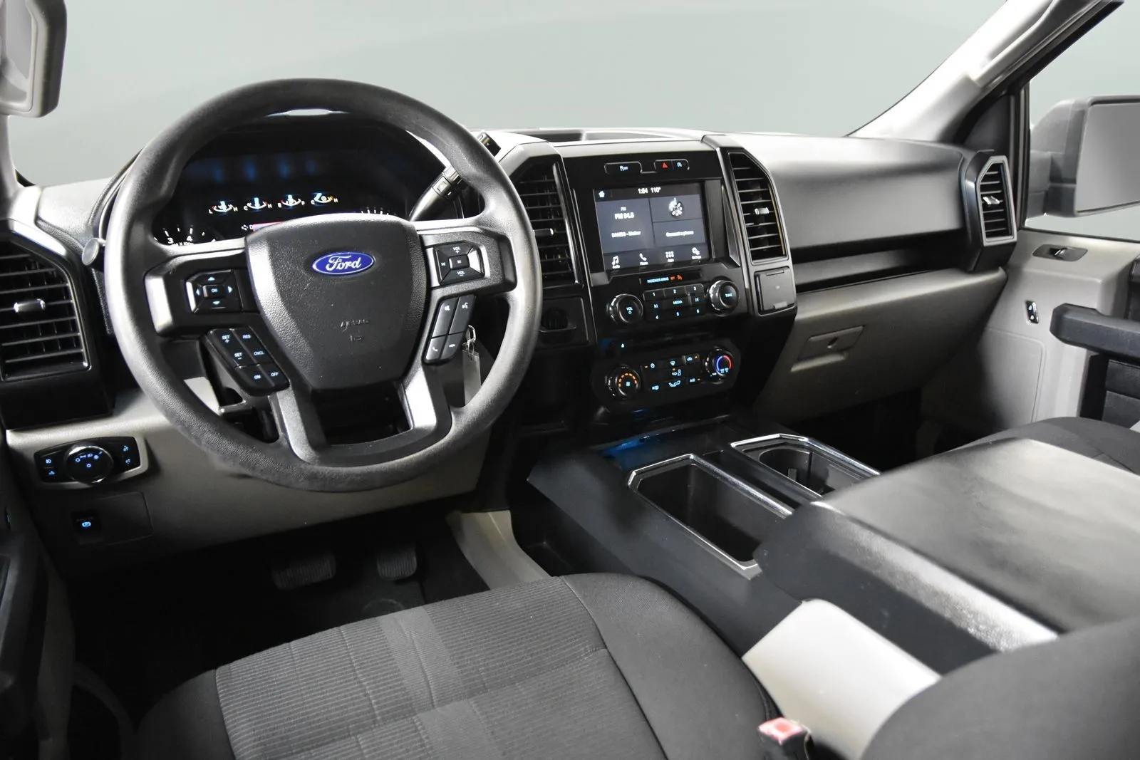 Ford F-150 photo 27