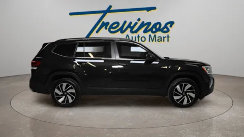 More photos of 2025 Volkswagen Atlas 2.0T SE w/Technology at Trevinos Auto Mart, TX
