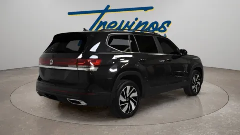 Photos of 2025 Volkswagen Atlas 2.0T SE w/Technology for sale in McAllen, TX at Trevinos Auto Mart