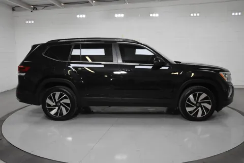 More photos of 2025 Volkswagen Atlas 2.0T SE w/Technology at Trevinos Auto Mart, TX