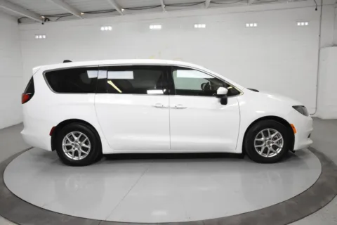 More photos of 2023 Chrysler Voyager LX at Trevinos Auto Mart, TX